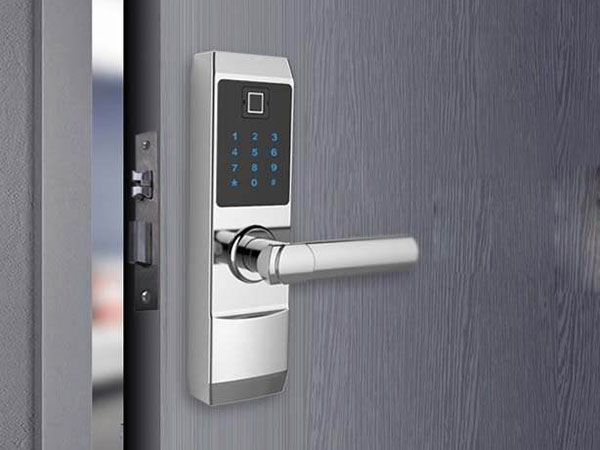 澄海24小时上门开锁公司